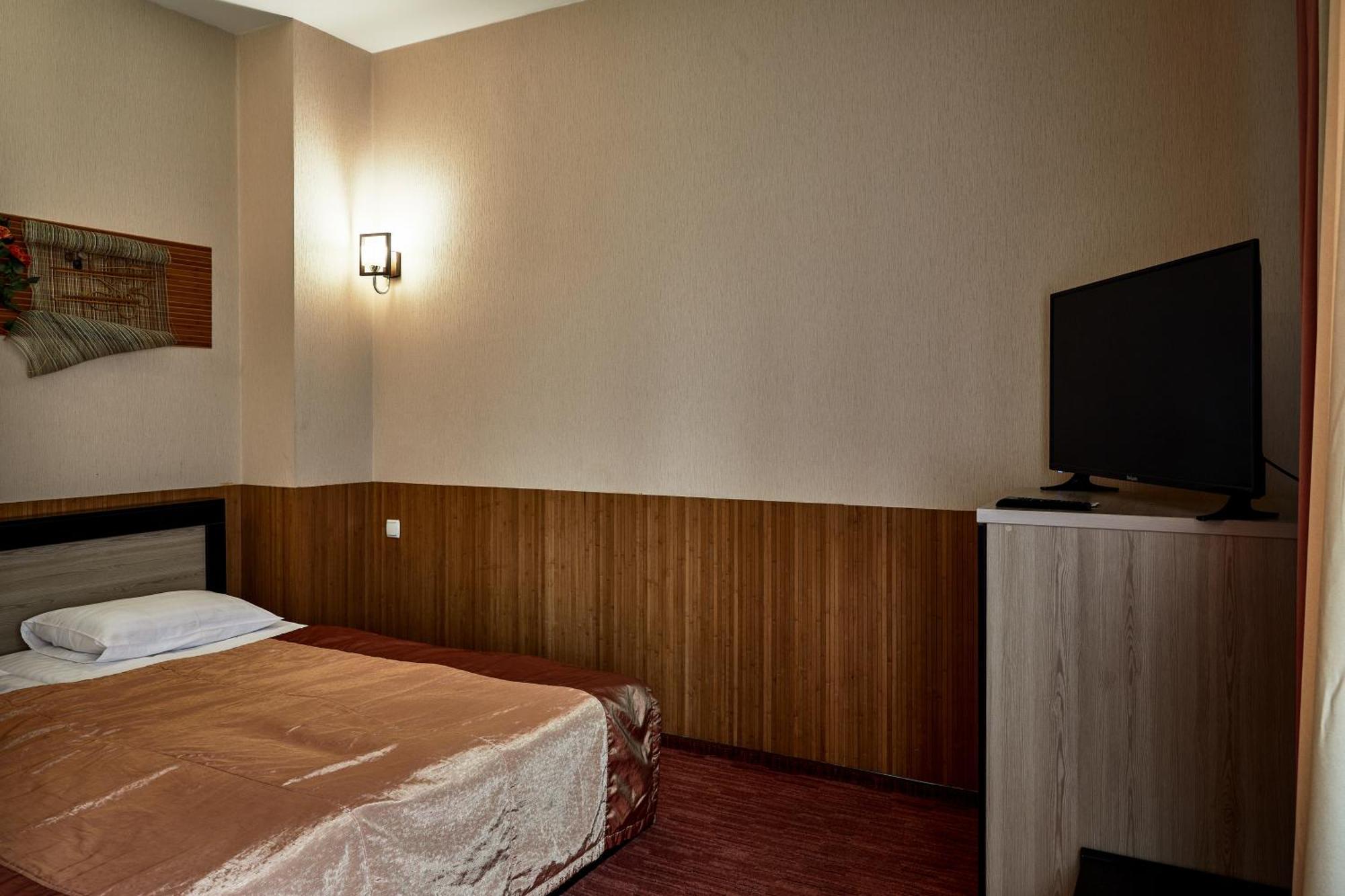 Optima Collection Park Hotel Ivano-Frankivsk Chambre photo